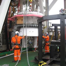 FPSO swivel replacement and repair